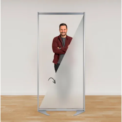 SmartGlass Sichtschutzwand mit Bewegungssensor für Apotheken